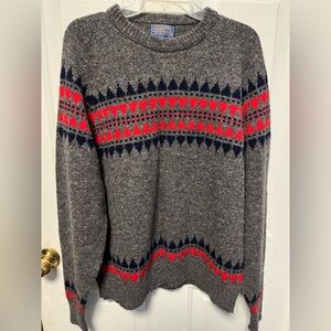 Pendleton Gray and Red Geometric Men's Crewneck Sweater